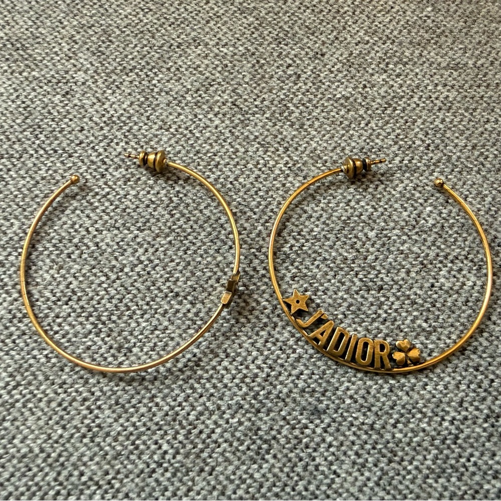 Dior J'ADIOR Hook Earrings